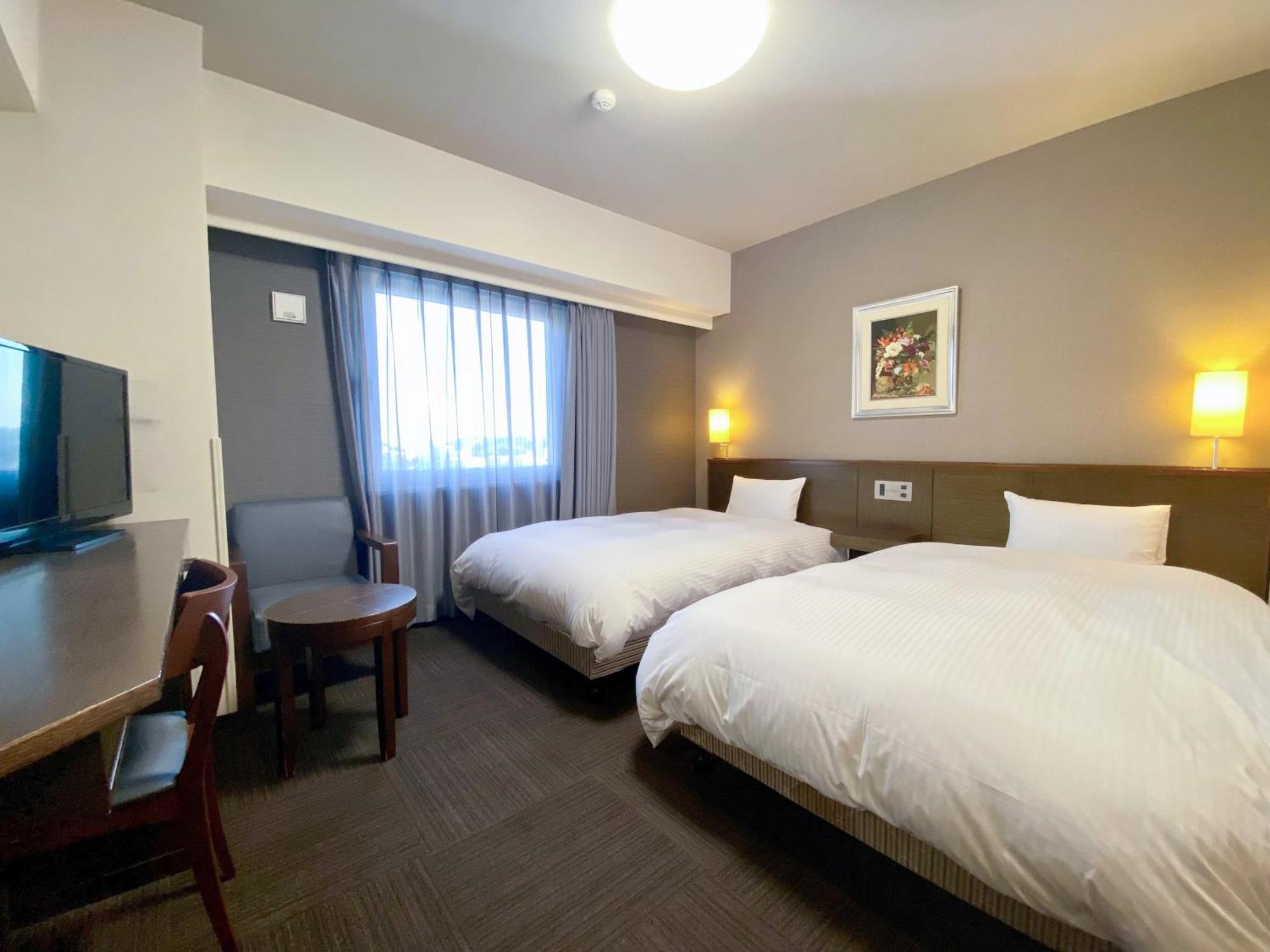 Hotel Route-Inn Ashikaga Ekimae מראה חיצוני תמונה